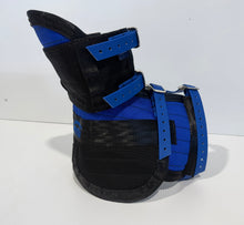 Load image into Gallery viewer, ULTRA ¾ CHESTPLATE WITH LEG PLATES BLUE /BLACK