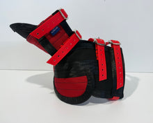 Load image into Gallery viewer, ULTRA ¾ CHESTPLATE WITH LEG PLATES RED /BLACK