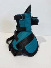 Load image into Gallery viewer, ULTRA ¼ CHESTPLATE TURQUOISE / BLACK . With leg plates and Built in tracker protector