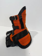 Load image into Gallery viewer, ULTRA ¼ CHESTPLATE WITH LEG PLATES ORANGE / BLACK