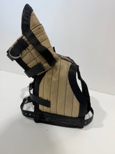 Load image into Gallery viewer, ULTRA ¾ CHESTPLATE NO LEG PLATES BEIGE / BLACK (Copy)