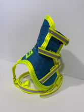 Load image into Gallery viewer, M 33–39KG | FENTON ULTRA ¼ CHESTPLATE CYAN / YELLOW/ HI VIS STRAPS