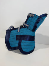 Load image into Gallery viewer, M 33-39KG | FENTON ULTRA ¾ CHESTPLATE WITH LEG PLATES CYAN / NAVY